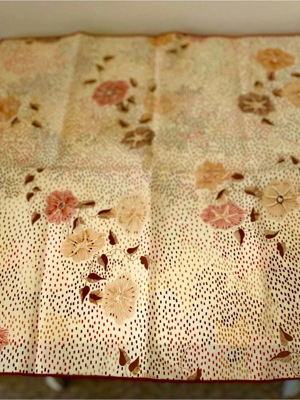 Floral Starfish Dotted Print Cotton Cloth Napkins. Cream with Brown and Burgandy